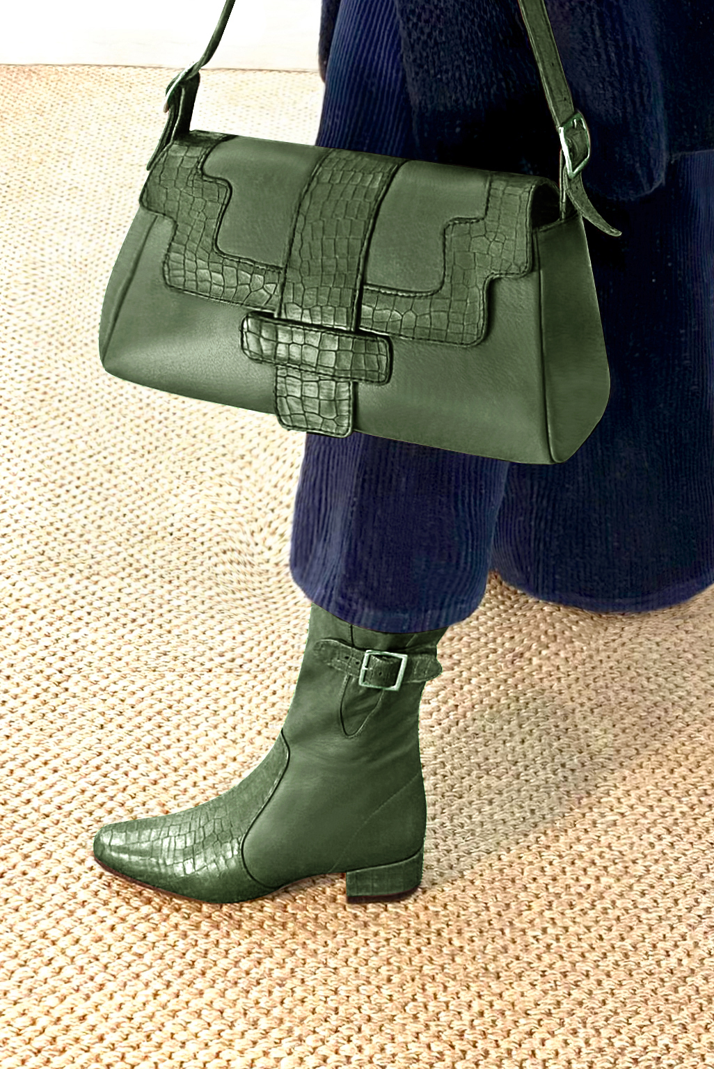 Women's forest green elegant ankle boots, with buckles on the sides. Round toe. Low block heels - Top view